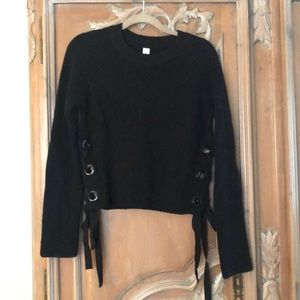 Chunked Black sweater